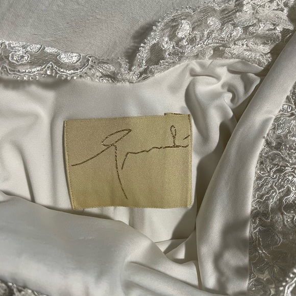 Gemeli Power Motel Jay Ivory on Ivory Dress - Picture 6 of 10